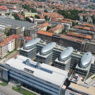 Česká Pojišťovna Praha - administrativní budova